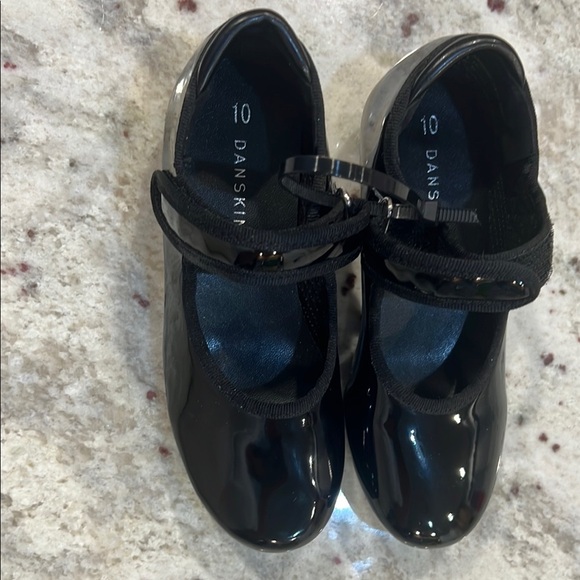 NEW..Danskin Black Patent Leather Kids Tap Shoes: Size 10 toddler - Picture 2 of 4